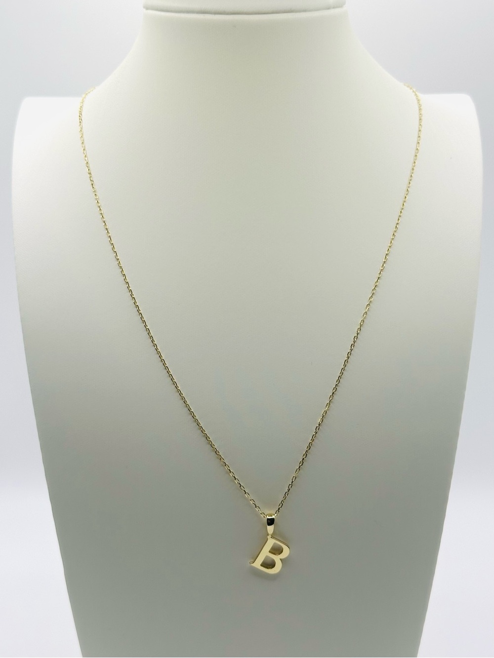 Dainty Gold Initial B Necklace - Classic Personalized Jewelry